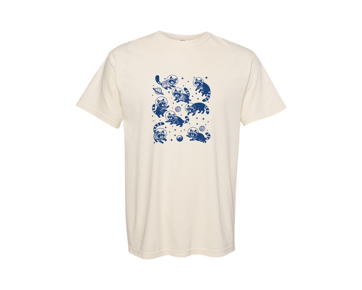brand:Comfort Colors|color:Ivory|Raccoon In Space Funny Astronaut Galaxy Graphic T-Shirt