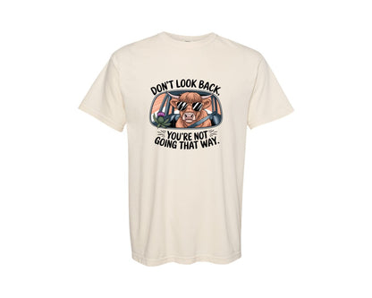 brand:Comfort Colors|color:Ivory|Dont Look Back Highland Cow Graphic T-Shirt