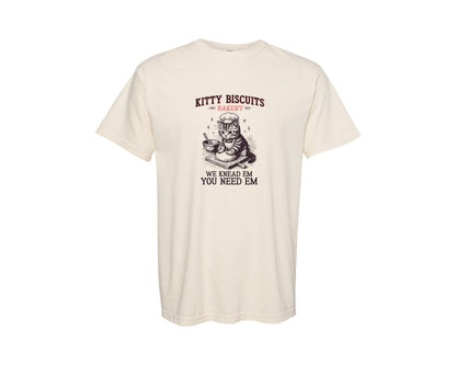 brand:Comfort Colors|color:Ivory|Kitty Biscuits Cat Kneading Baking Cat Graphic T-Shirt