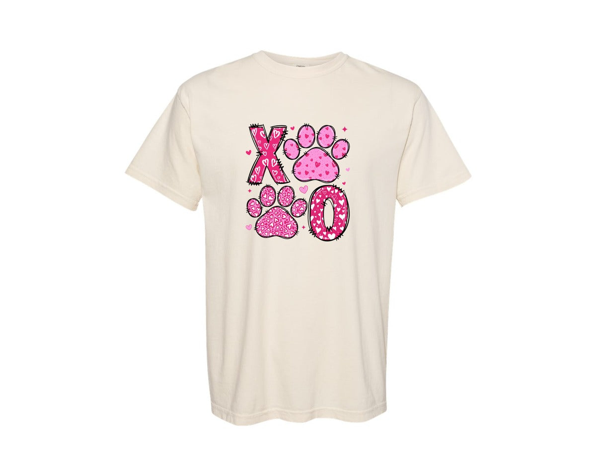 brand:Comfort Colors|color:Ivory|Dog Valentine Coquette 2 Graphic T-Shirt