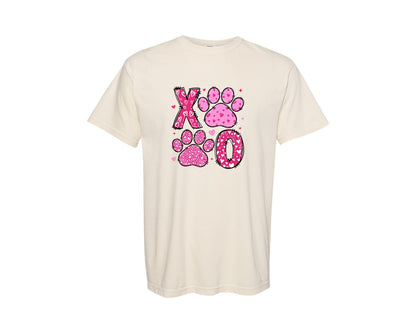 brand:Comfort Colors|color:Ivory|Dog Valentine Coquette 2 Graphic T-Shirt