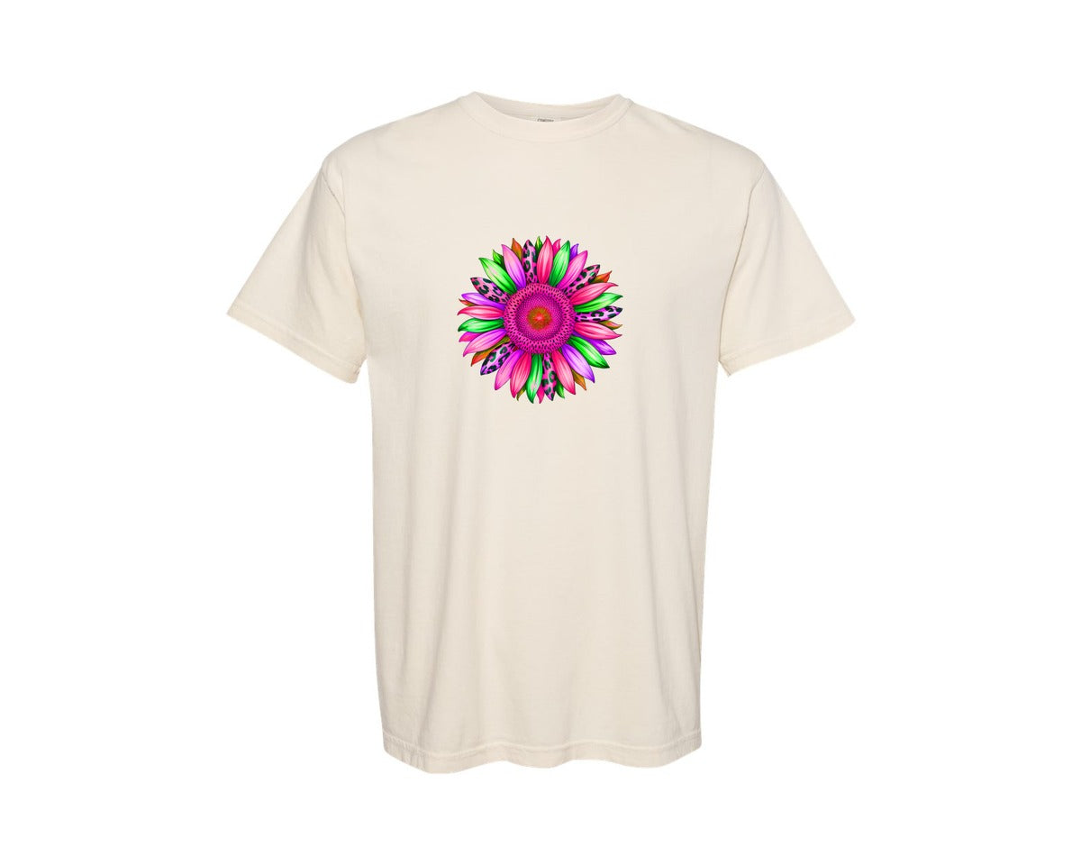 brand:Comfort Colors|color:Ivory|Leopard Print Western Sunflower Boho Graphic T-Shirt