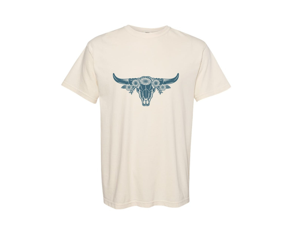brand:Comfort Colors|color:Ivory|Western Bull Skull Longhorn Boho Flowers 4 Graphic T-Shirt