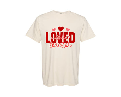brand:Comfort Colors|color:Ivory|Leopard Heart One Loved Teacher Graphic T-Shirt