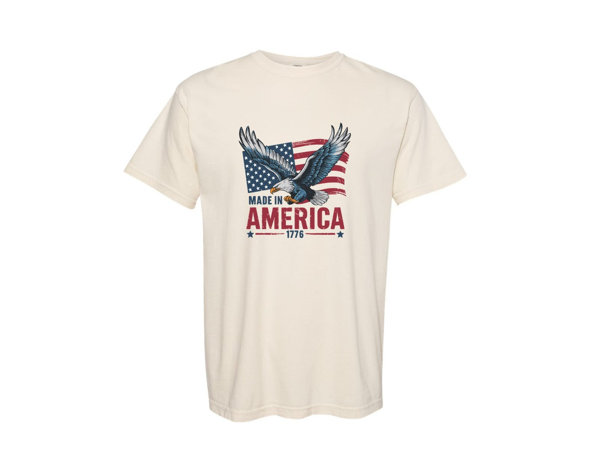 brand:Comfort Colors|color:Ivory|American Eagle Patriotic Graphic T-Shirt
