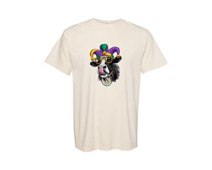 brand:Comfort Colors|color:Ivory|Mardi Gras Cow Crawfish Graphic T-Shirt