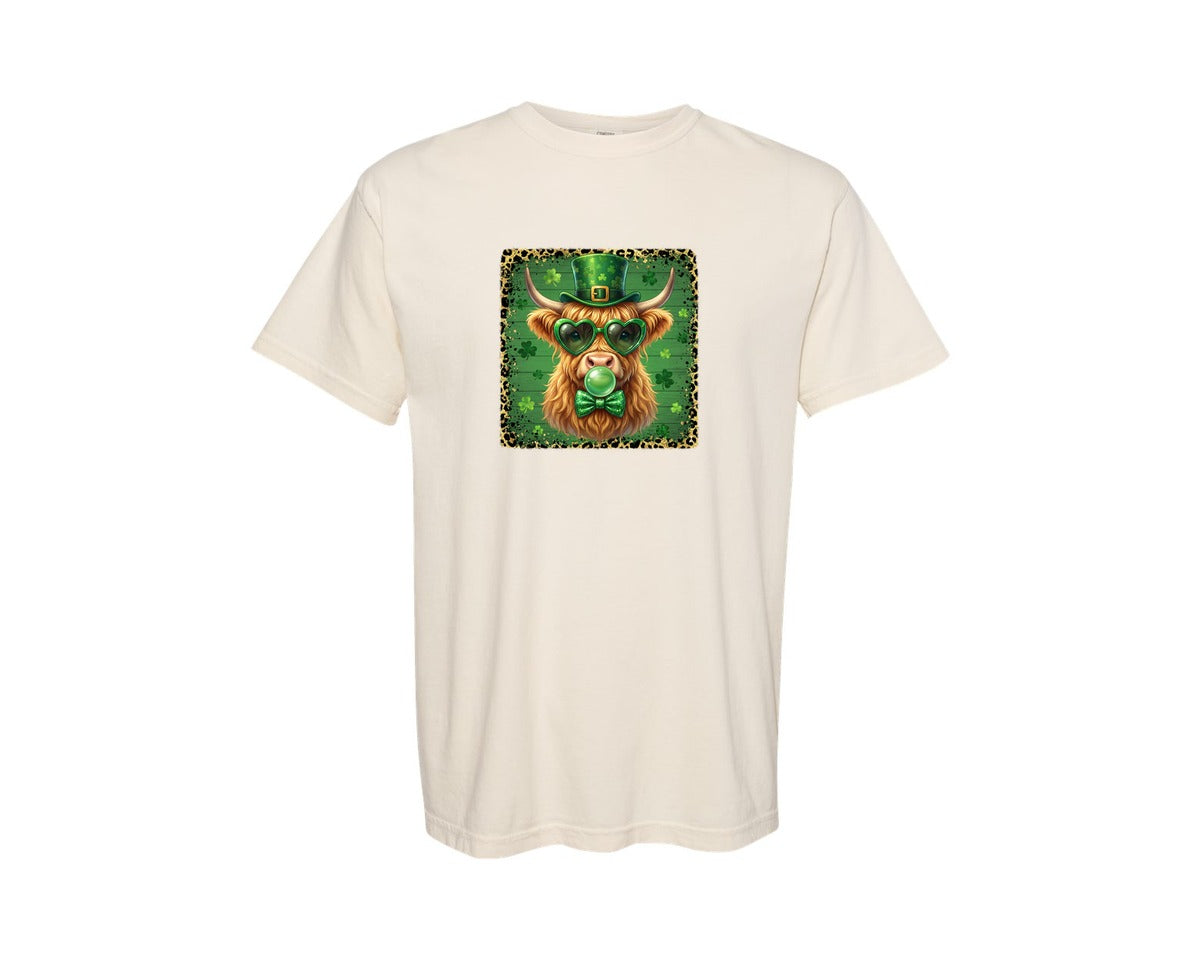 brand:Comfort Colors|color:Ivory|T Patricks Day Highland Cow Graphic T-Shirt