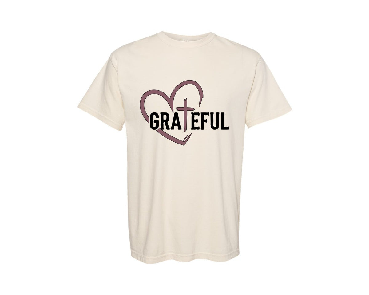 brand:Comfort Colors|color:Ivory|Grateful Cross Faith Bible Verse Graphic T-Shirt