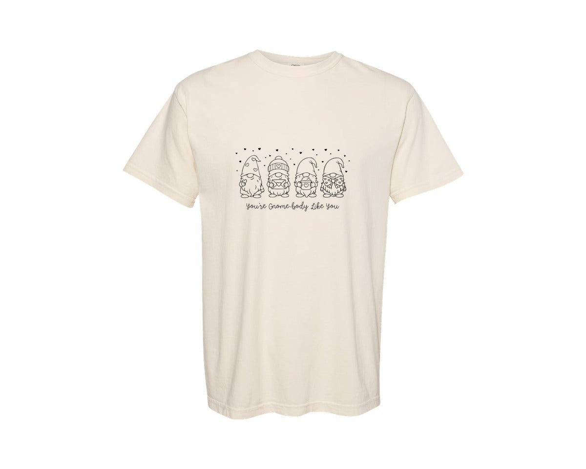 brand:Comfort Colors|color:Ivory|Cute Valentine Gnome Love Print Graphic T-Shirt