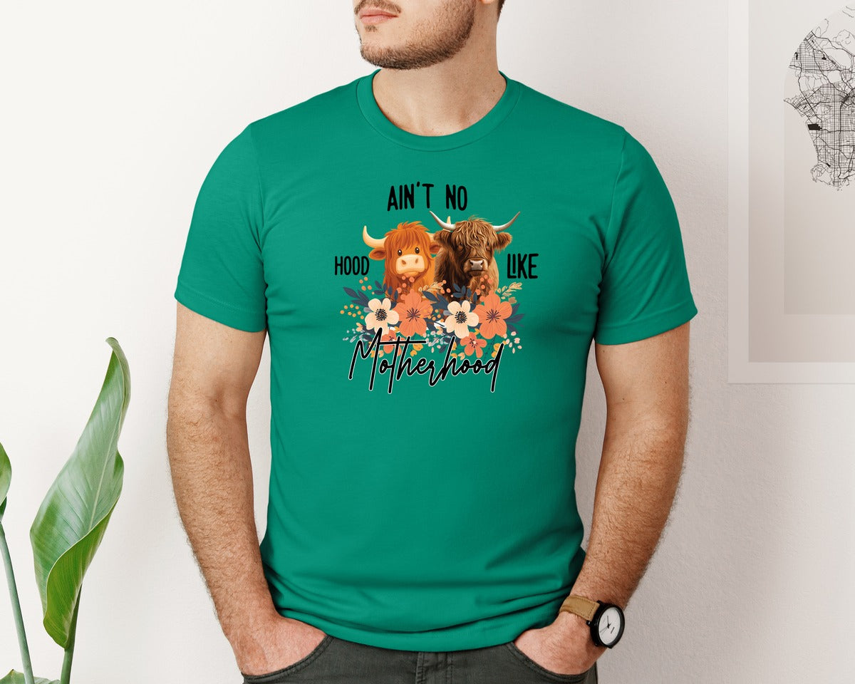 brand:Bella Canvas|color:Kelly|Aint No Hood Like Motherhood Mom Graphic T-Shirt