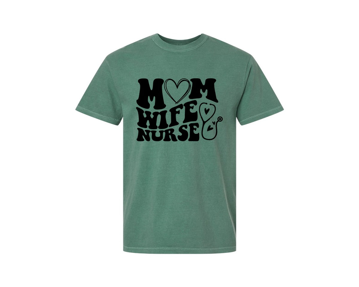 brand:Comfort Colors|color:Light Green|Mom Wife Nurse Wavy Graphic T-Shirt
