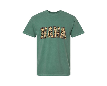 brand:Comfort Colors|color:Light Green|Leopard Mama Cheetah Mama Graphic T-Shirt