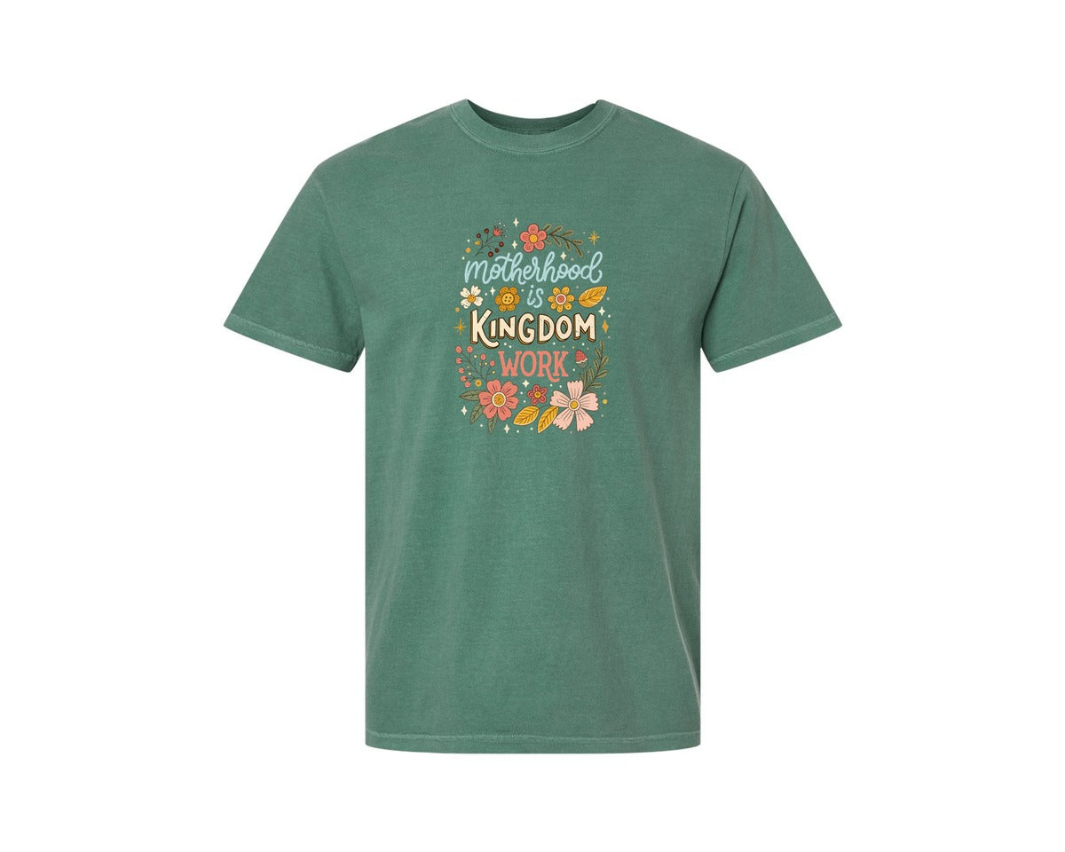brand:Comfort Colors|color:Light Green|Motherhood Is Kingdom Work Mama Mom Graphic T-Shirt