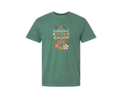 brand:Comfort Colors|color:Light Green|Motherhood Is Kingdom Work Mama Mom Graphic T-Shirt