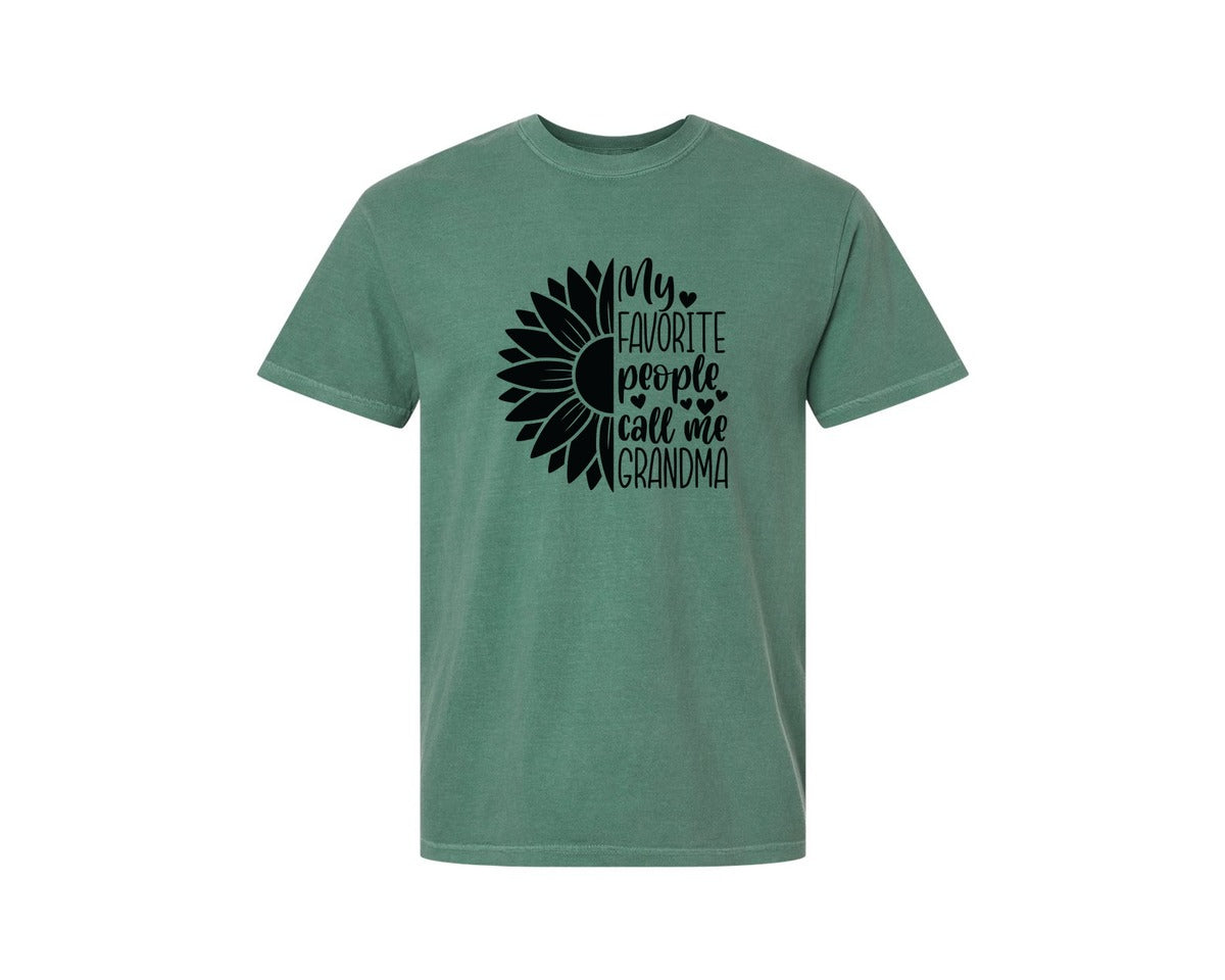 brand:Comfort Colors|color:Light Green|Grandma Sunflower Grandma Graphic T-Shirt