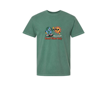 brand:Comfort Colors|color:Light Green|Good Vibes Earth Sun Graphic T-Shirt