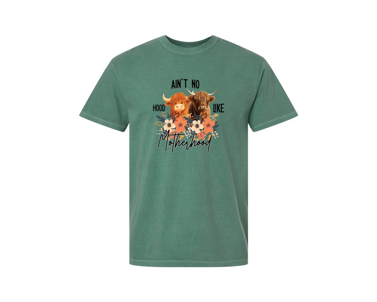 brand:Comfort Colors|color:Light Green|Aint No Hood Like Motherhood Mom Graphic T-Shirt