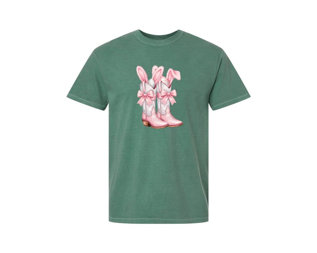 brand:Comfort Colors|color:Light Green|Howdy Western Easter Bunny Cowboy Boots Graphic T-Shirt