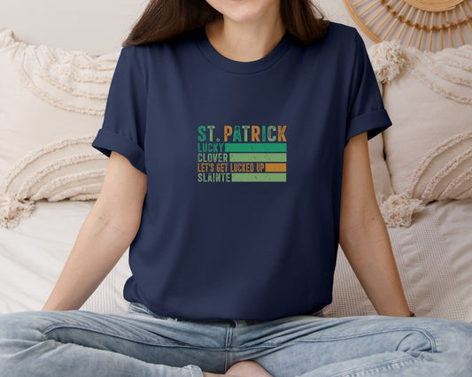 Retro Checkered St Patricks Day 17 Graphic T-Shirt