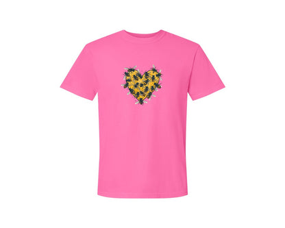 brand:Comfort Colors|color:Neon Pink|Honey Bee Love Heart Graphic Artwork Graphic T-Shirt