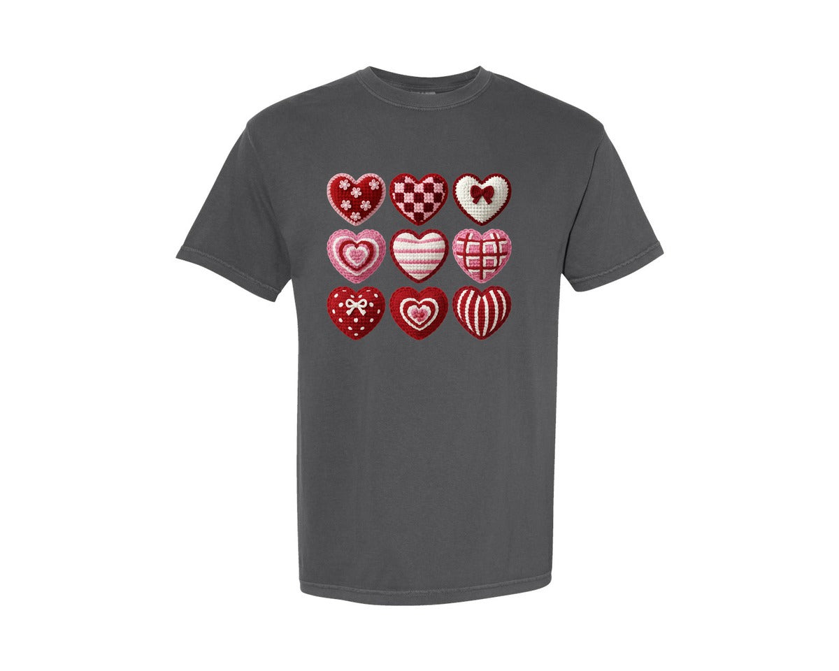 brand:Comfort Colors|color:Pepper|Latch Hook Yarn Faux Valentine Heart Bow Graphic T-Shirt