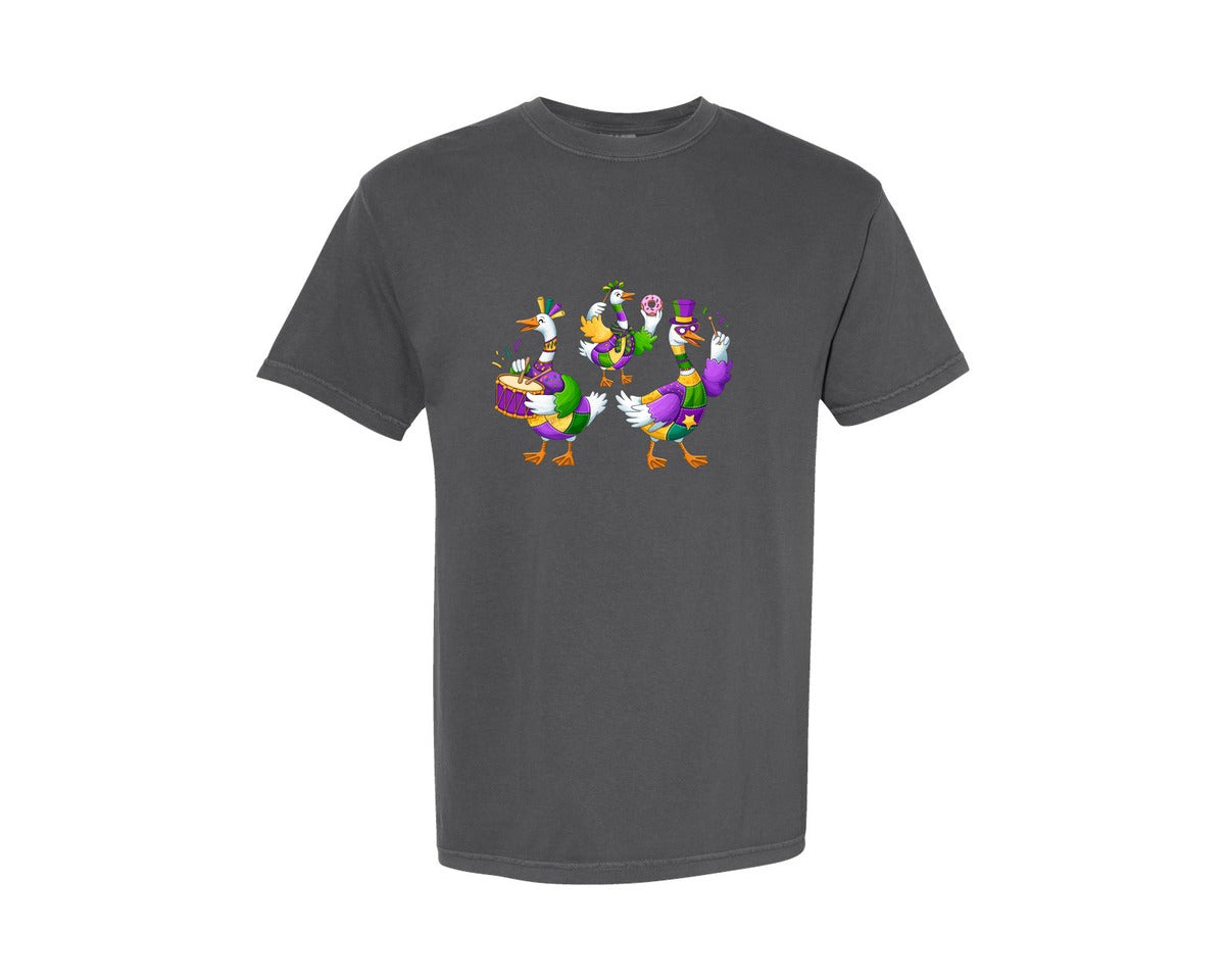brand:Comfort Colors|color:Pepper|Mardi Gras Goose Mardi G 3 Graphic T-Shirt
