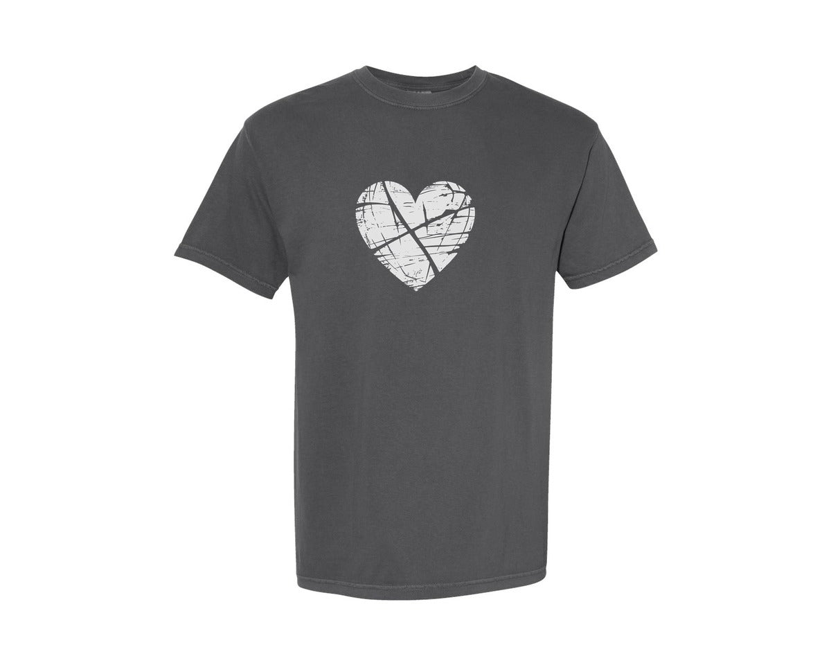 brand:Comfort Colors|color:Pepper|Grunge Cracked Heart Graphic T-Shirt