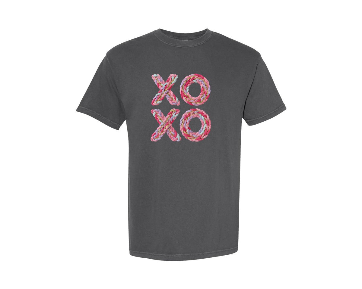 brand:Comfort Colors|color:Pepper|Knitted Faux Yarn Valentine Xoxo Love Graphic T-Shirt