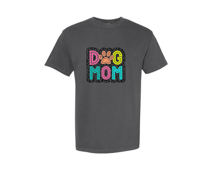brand:Comfort Colors|color:Pepper|Dog Quotes Dog Mom Graphic T-Shirt