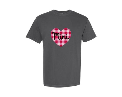 brand:Comfort Colors|color:Pepper|Latch Hook Heart Mini Graphic T-Shirt
