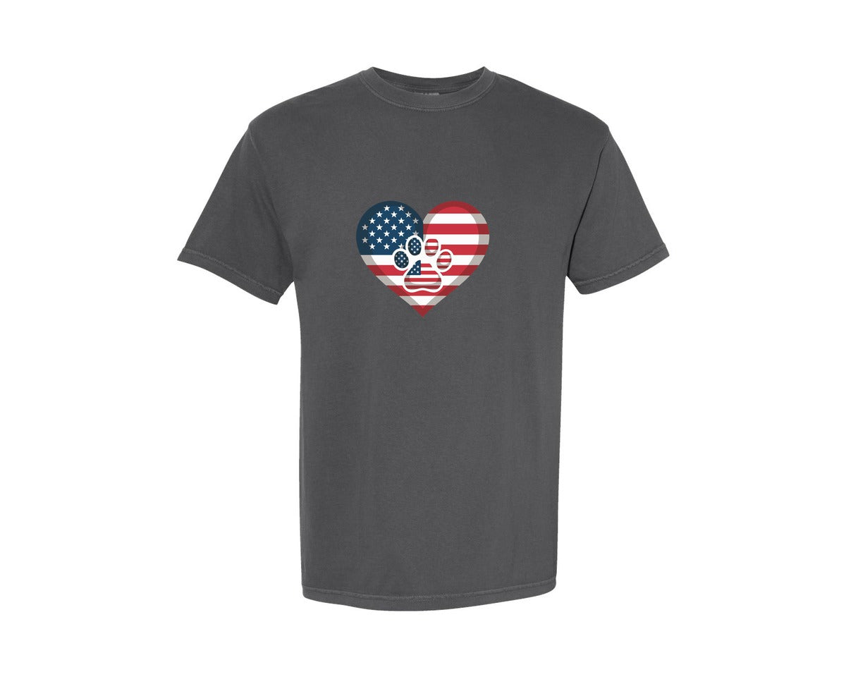 brand:Comfort Colors|color:Pepper|Patriotic Heart Paw Print Usa Flag Graphic T-Shirt