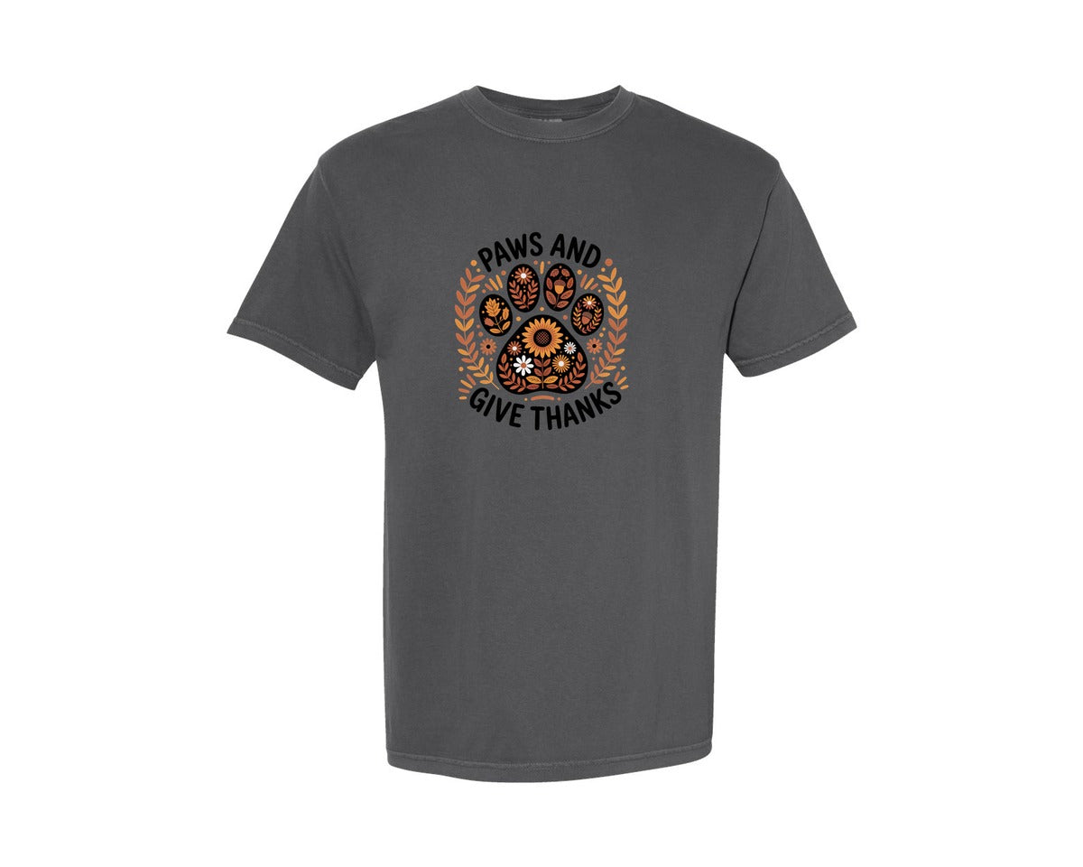 brand:Comfort Colors|color:Pepper|Dog Mom Thanksgiving Cut Graphic T-Shirt