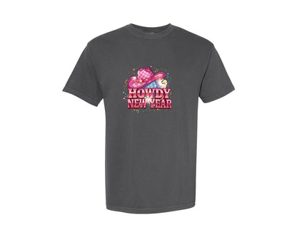 brand:Comfort Colors|color:Pepper|Pink Howdy Hat Happy New Year 2026 Graphic T-Shirt