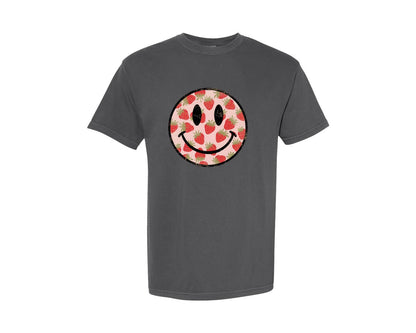 brand:Comfort Colors|color:Pepper|Distressed Strawberry Smiley Face Graphic T-Shirt