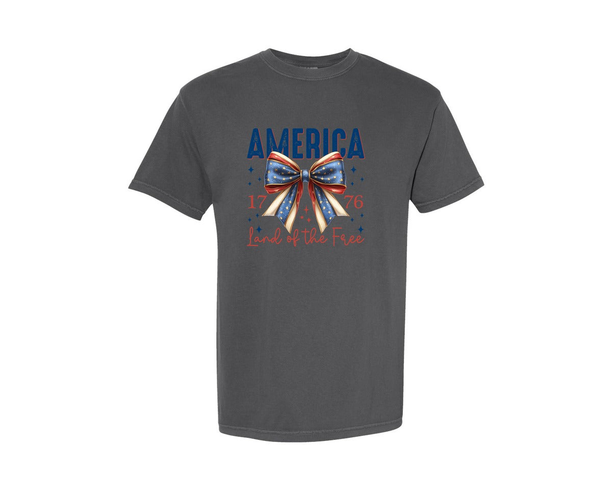 brand:Comfort Colors|color:Pepper|America Bow Land Of The Free Graphic T-Shirt