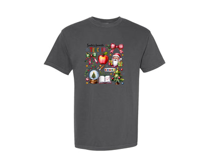 brand:Comfort Colors|color:Pepper|Santas Favorite Teacher Christmas 21 Graphic T-Shirt