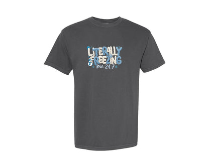 brand:Comfort Colors|color:Pepper|Faux Yarn Literally Freezing Winter Graphic T-Shirt