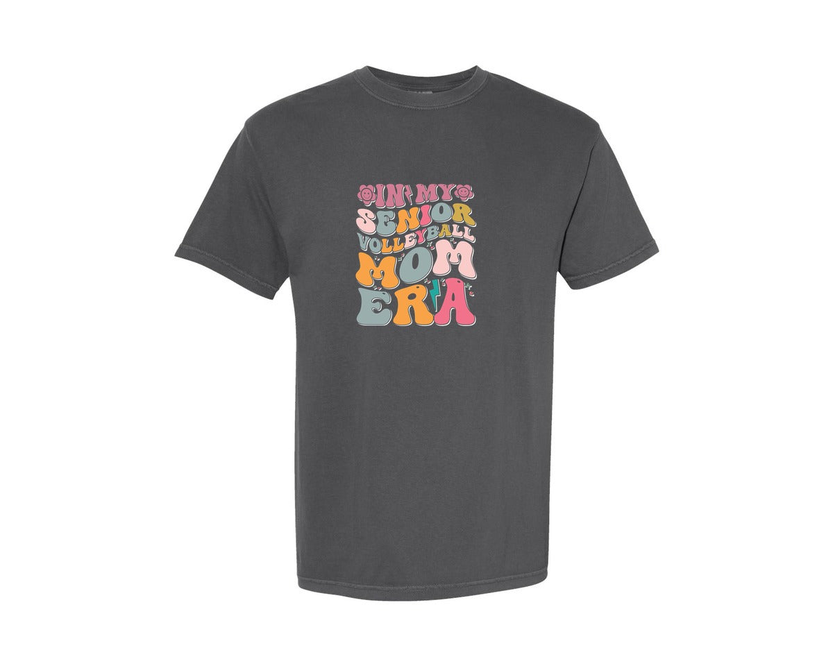 brand:Comfort Colors|color:Pepper|In My Senior Volleyball Mom Era Graphic T-Shirt
