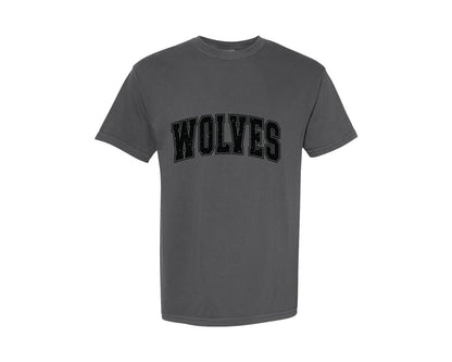 brand:Comfort Colors|color:Pepper|Retro Wolves Distressed Wolve Varsity Graphic T-Shirt