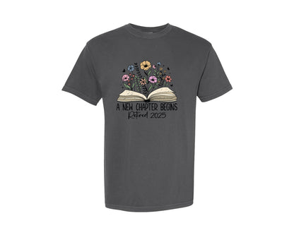 brand:Comfort Colors|color:Pepper|Retired Teacher 2025 Retirement Book Graphic T-Shirt