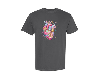 brand:Comfort Colors|color:Pepper|Faux Yarn Anatomical Heart Valentine Graphic T-Shirt