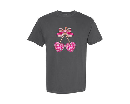 brand:Comfort Colors|color:Pepper|Elegant Diamond Heart Cherry Bow Graphic T-Shirt
