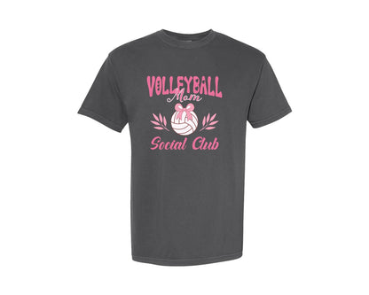 brand:Comfort Colors|color:Pepper|Coquette Volleyball Mom Pink Graphic T-Shirt
