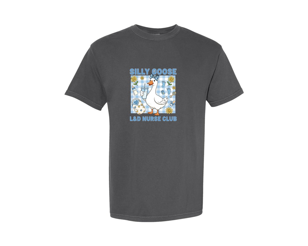 brand:Comfort Colors|color:Pepper|Silly Goose Ld Nurse Club Graphic T-Shirt