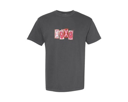 brand:Comfort Colors|color:Pepper|Xoxo Retro Valentine Love Shirt Graphic T-Shirt