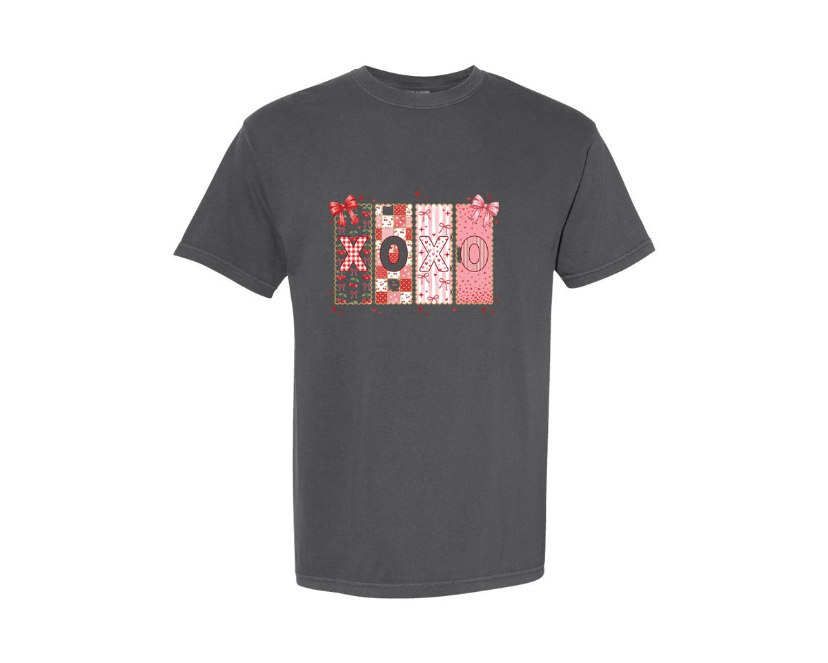 brand:Comfort Colors|color:Pepper|Preppy Xoxo Valentine 3 Graphic T-Shirt