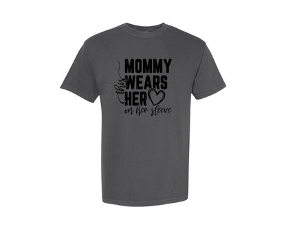 brand:Comfort Colors|color:Pepper|This Mamagrandmanana Wears Bunde Graphic T-Shirt