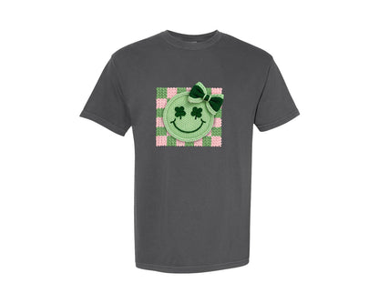 brand:Comfort Colors|color:Pepper|Retro Groovy St Patricks Day Graphic T-Shirt