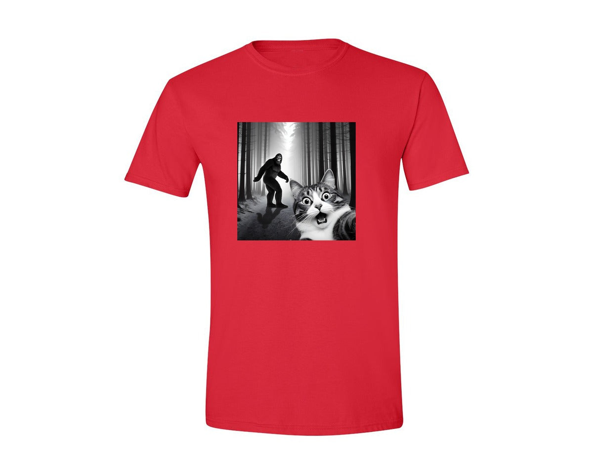 brand:Generic|color:Red|Cat Selfie With Sasquatch Graphic T-Shirt