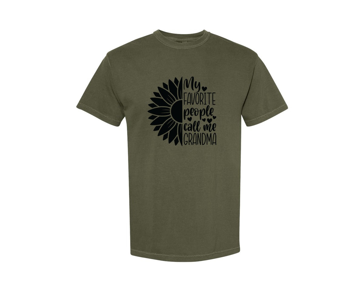 brand:Comfort Colors|color:Sage Green|Grandma Sunflower Grandma Graphic T-Shirt